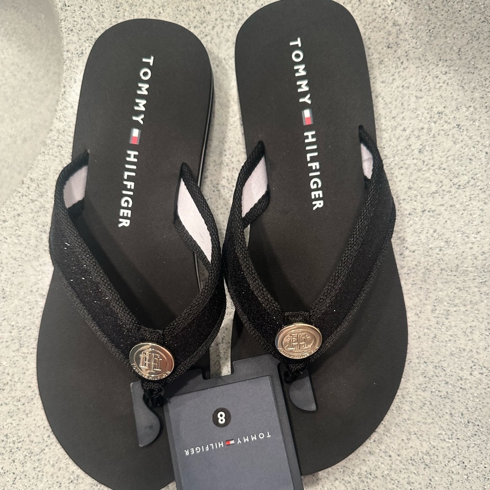 Tommy Hilfiger Size 8 Flip Flops Brand New